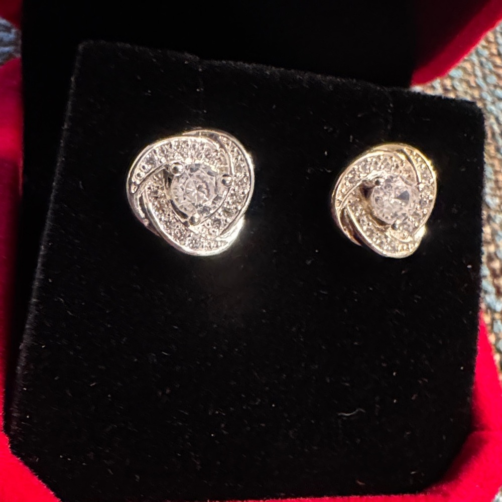 3051 Swarovski Crystal Elements Post Earrings - image 2